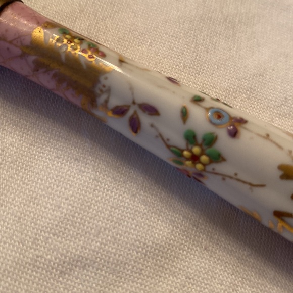 Antique two sided hand painted ceramic hand mirror - Picture 5 of 5